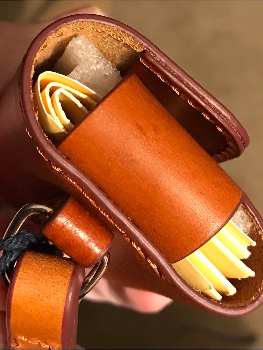 Dooney & Bourke AirPod Case 🎧 - Picture 6 of 7